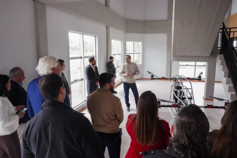 Parque Tecnologico Corrientes - Visita guiada drones